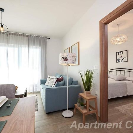 Luxury Apartment Charm With Pool Трогир Экстерьер фото