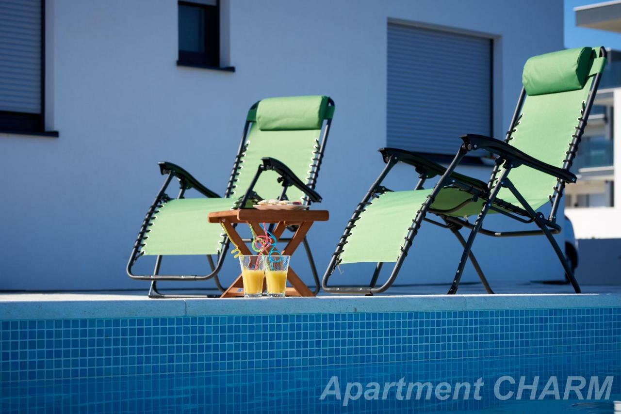 Luxury Apartment Charm With Pool Трогир Экстерьер фото