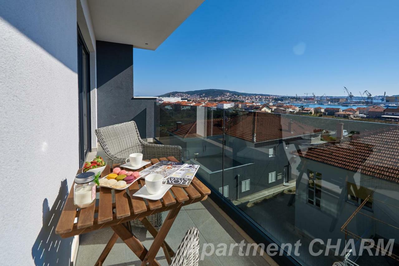 Luxury Apartment Charm With Pool Трогир Экстерьер фото
