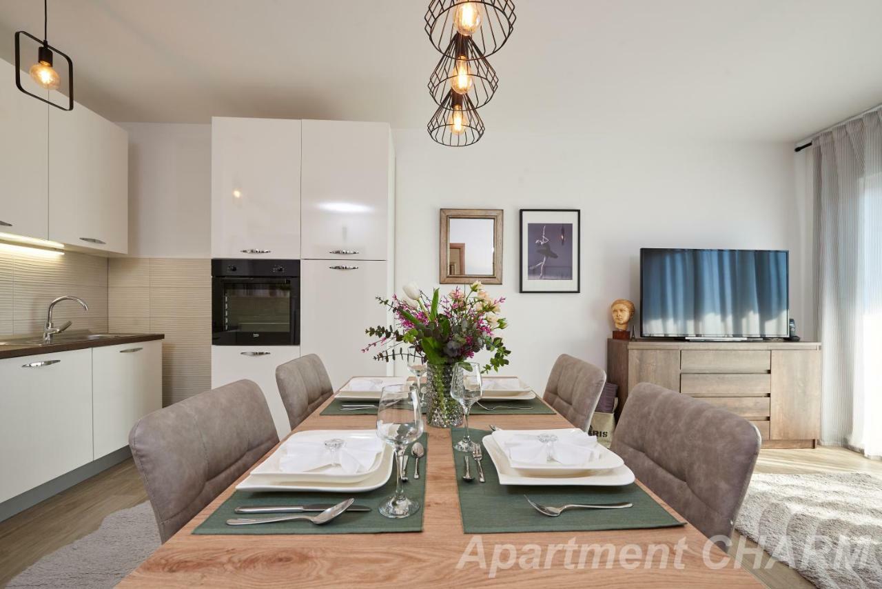Luxury Apartment Charm With Pool Трогир Экстерьер фото