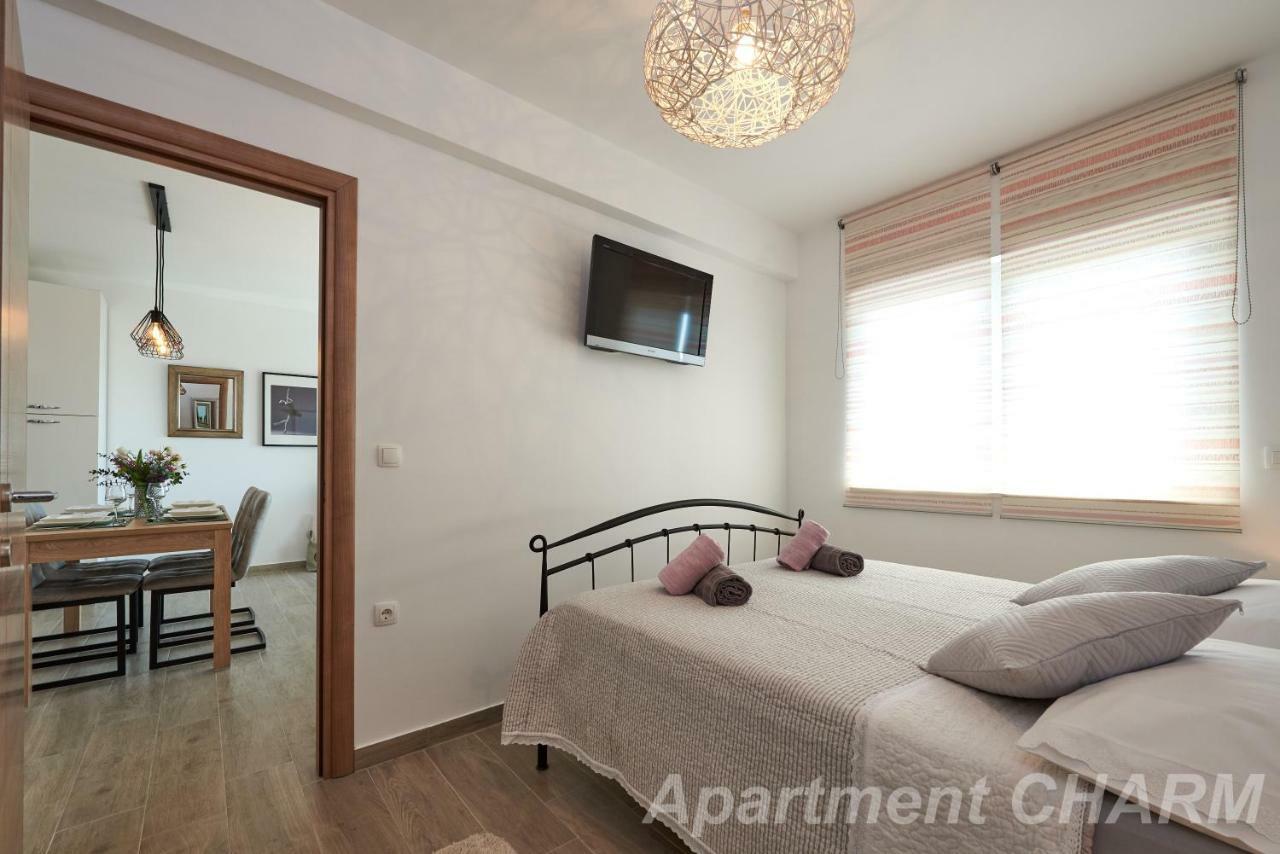 Luxury Apartment Charm With Pool Трогир Экстерьер фото